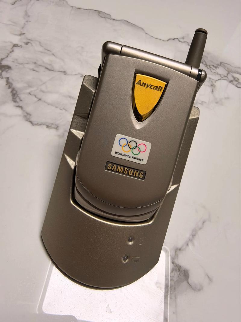 三星翻盖手机大全图片及报价(三星翻盖手机大全图片及报价 2019)