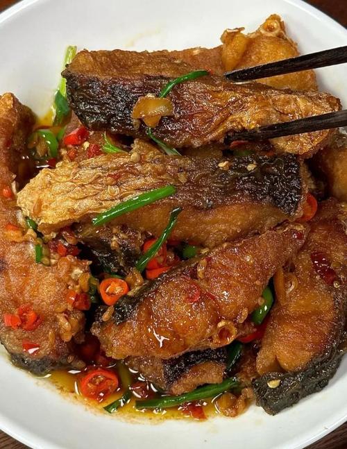 红烧鱼块的家常做法(红烧鱼块的家常做法简单方便)