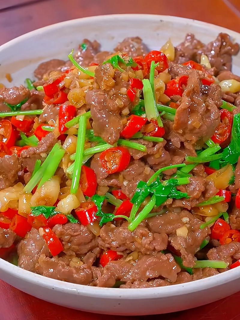 牛肉的做法（牛肉的做法大全怎么样炒嫩）